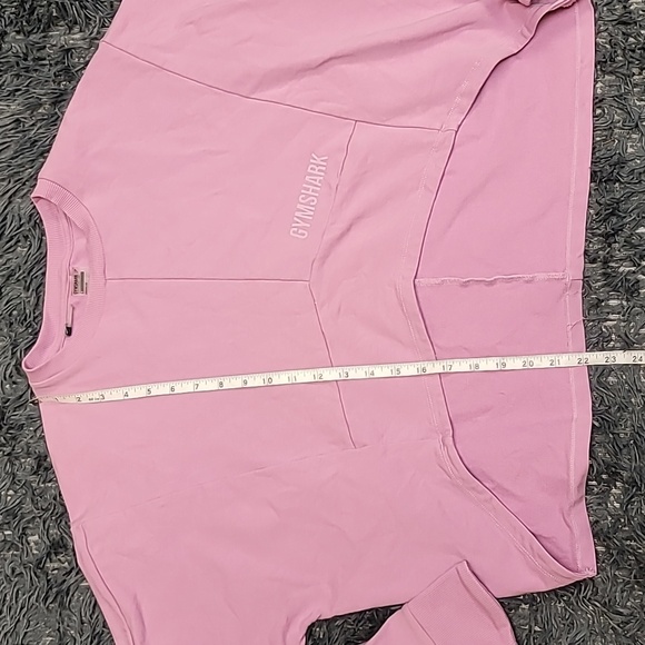 🦈 Gymshark Light Pink Cropped Sweatshirt - Picture 7 of 7